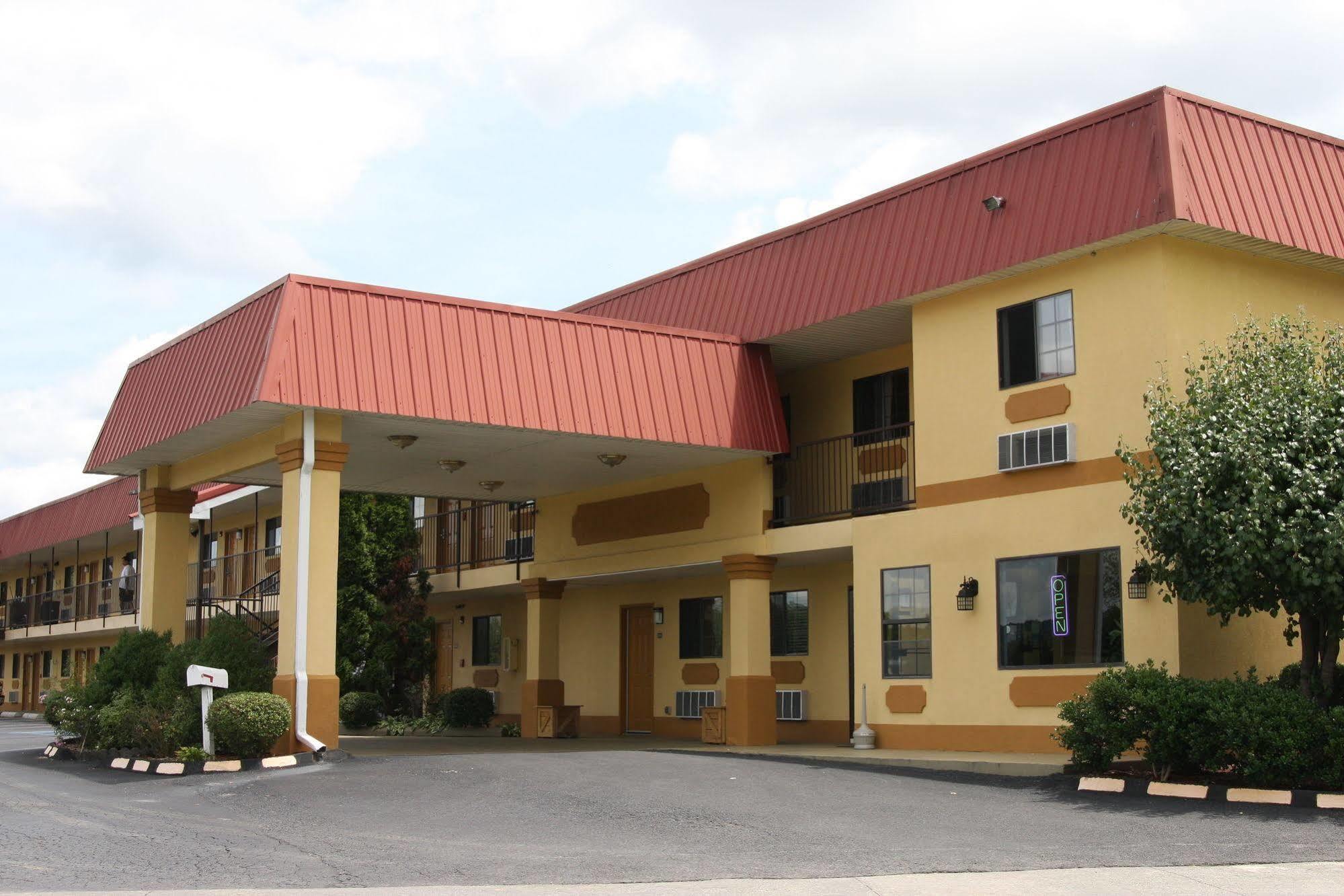 Classic Inn Early Экстерьер фото