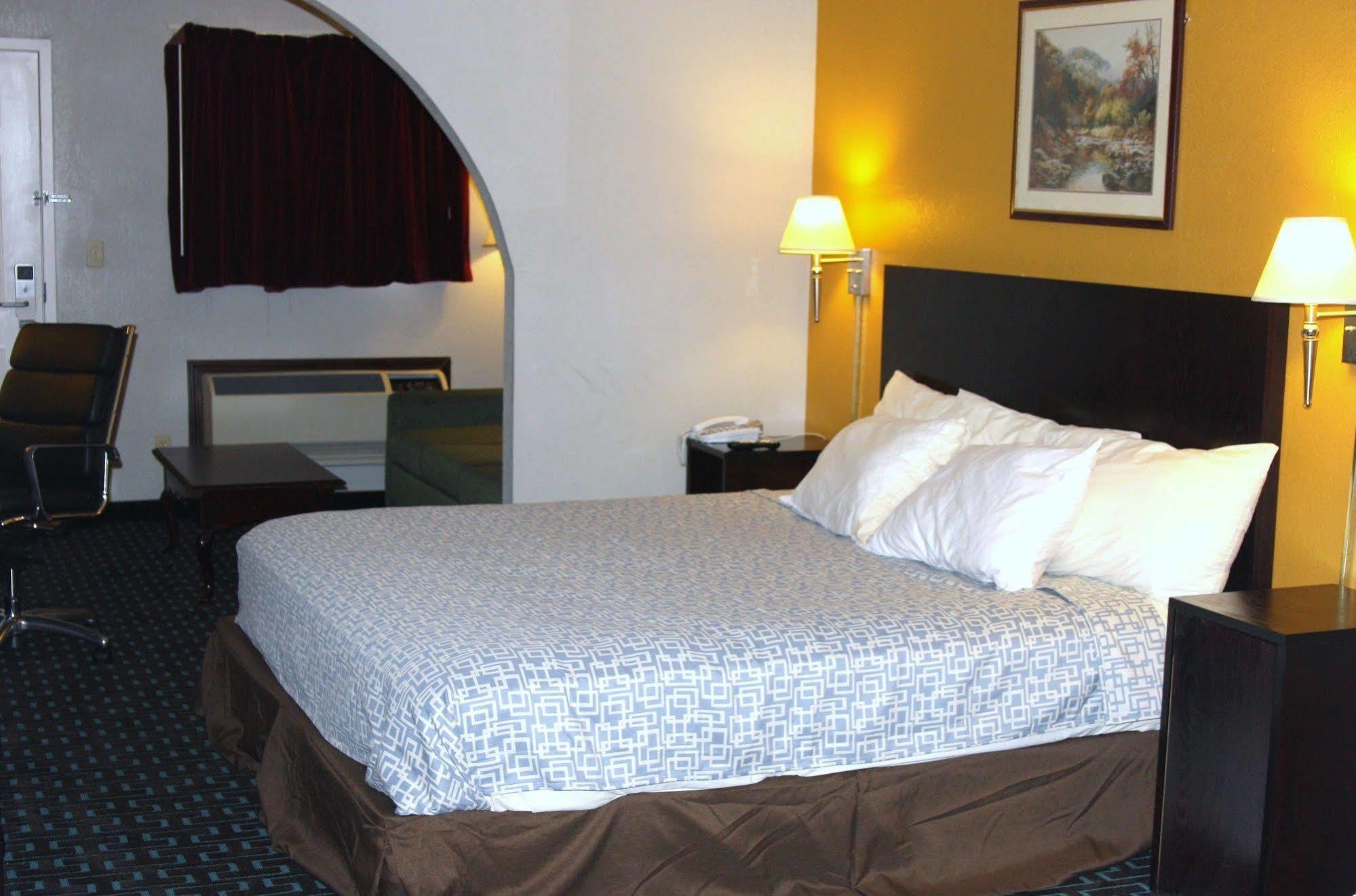 Classic Inn Early Экстерьер фото